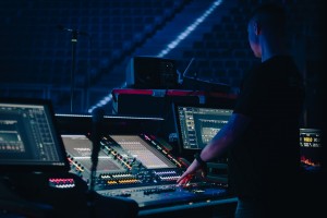 360-degree symphonic spectacle puts DiGiCo consoles at its heart in a first for Polish music