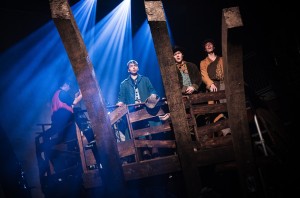 National Youth Music Theatre nutzt Cameo-Scheinwerfer für Musical-Produktionen