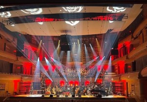 “Parapapam” at Montreal’s Maison Symphonique lit with Chauvet