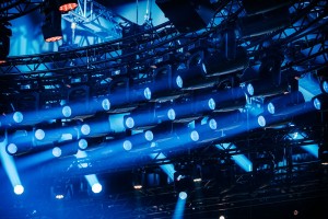 Henk-Jan van Beek selects more than 250 Robe fixtures for Dutch “1% Quiz” TV show