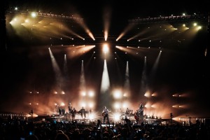 Claypaky Volero Cubes make Dutch debut at Son Mieux concerts in Amsterdam